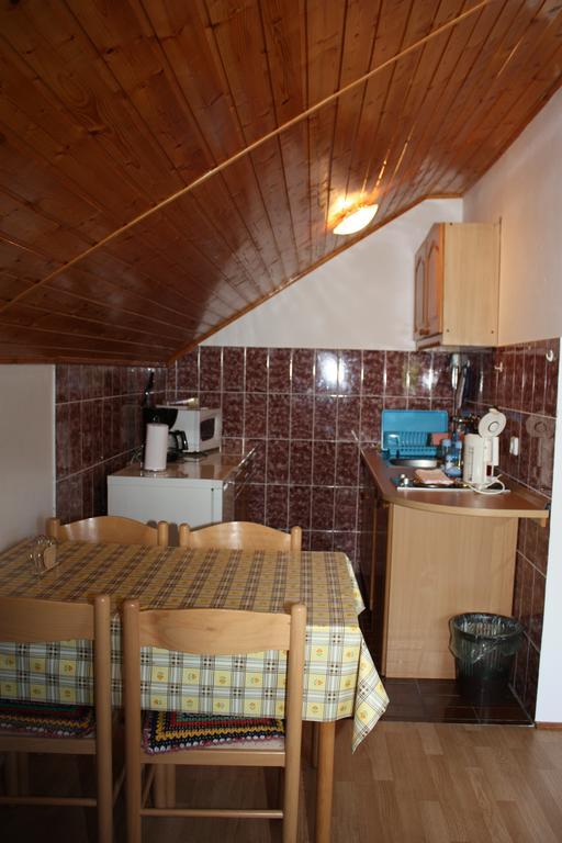 Apartment Jelena Selište Drežničko Szoba fotó